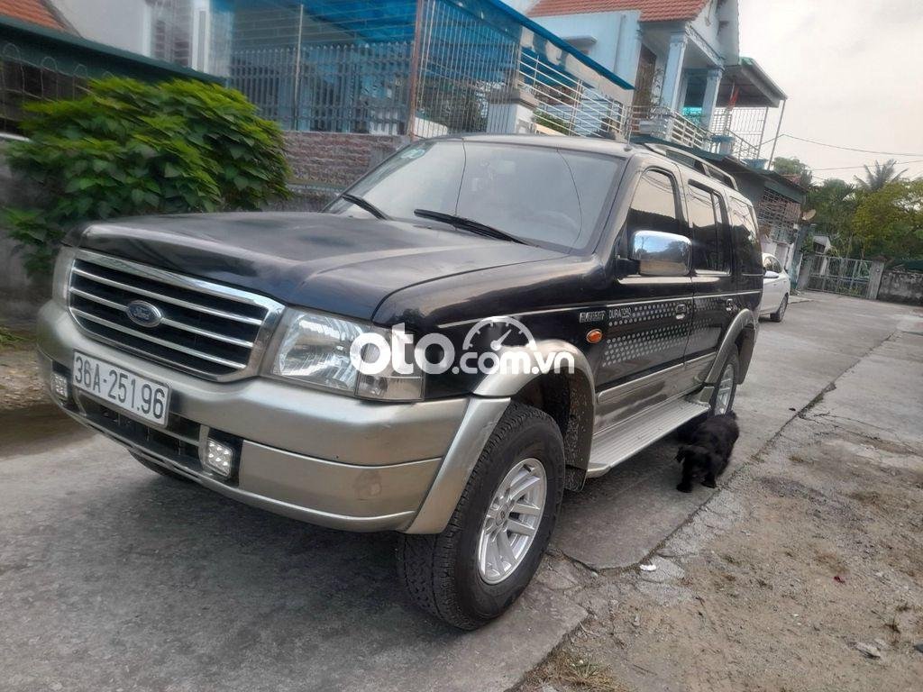 Ford Everest Cần bán gấp xe  7 chỗ gầm cao, máy chất 2006 - Cần bán gấp xe everest 7 chỗ gầm cao, máy chất