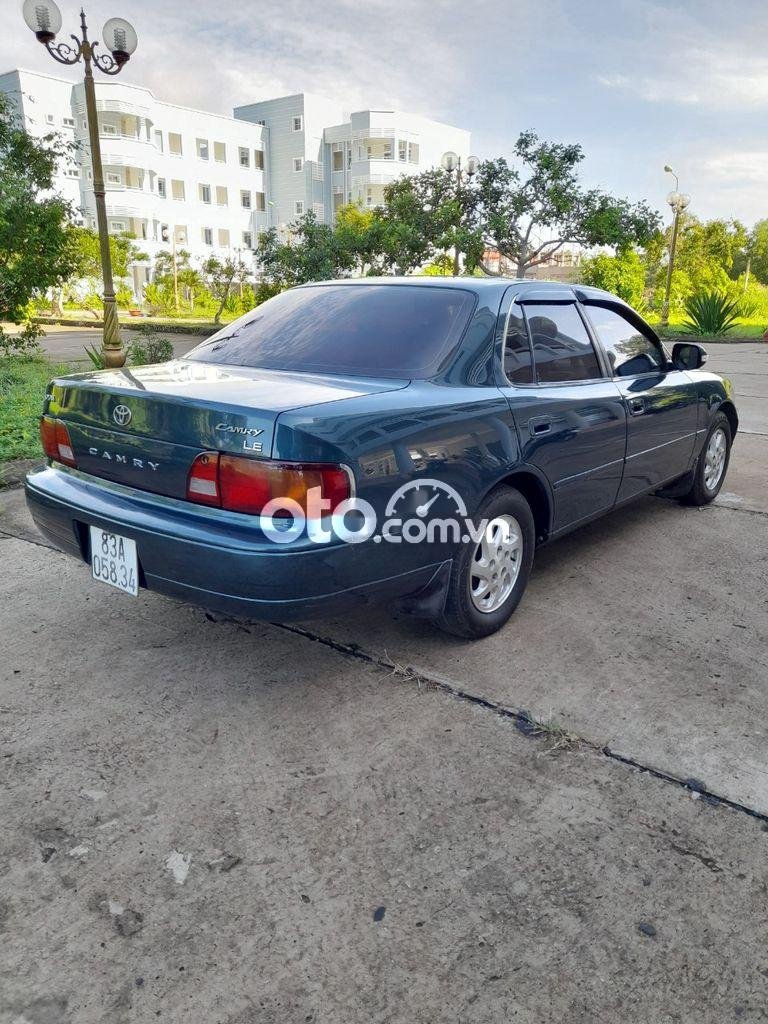 Toyota Camry Bán xe  Carmy số sàn 2.2 màu xanh đời 96 1996 - Bán xe Toyota Carmy số sàn 2.2 màu xanh đời 96