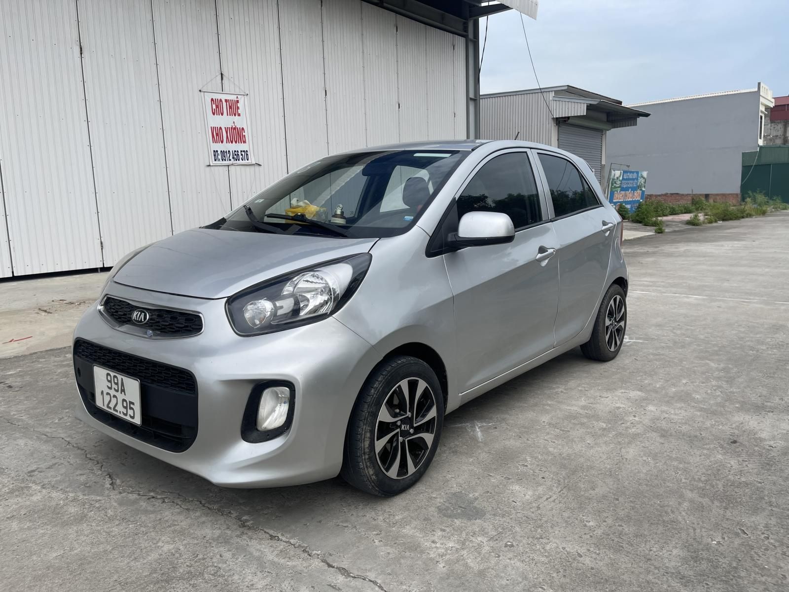 Kia Morning 2017 - Màu bạc, máy số zin