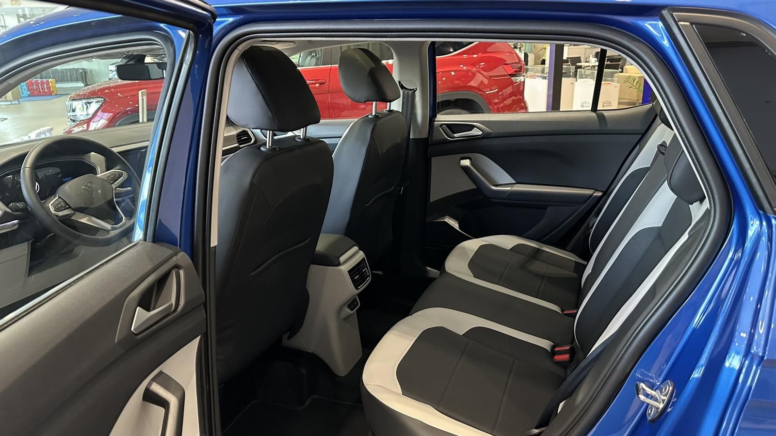 Volkswagen T-Cross 2022 - Bán Volkswagen TCross xanh dương cực đẹp mới về xe nhập khẩu