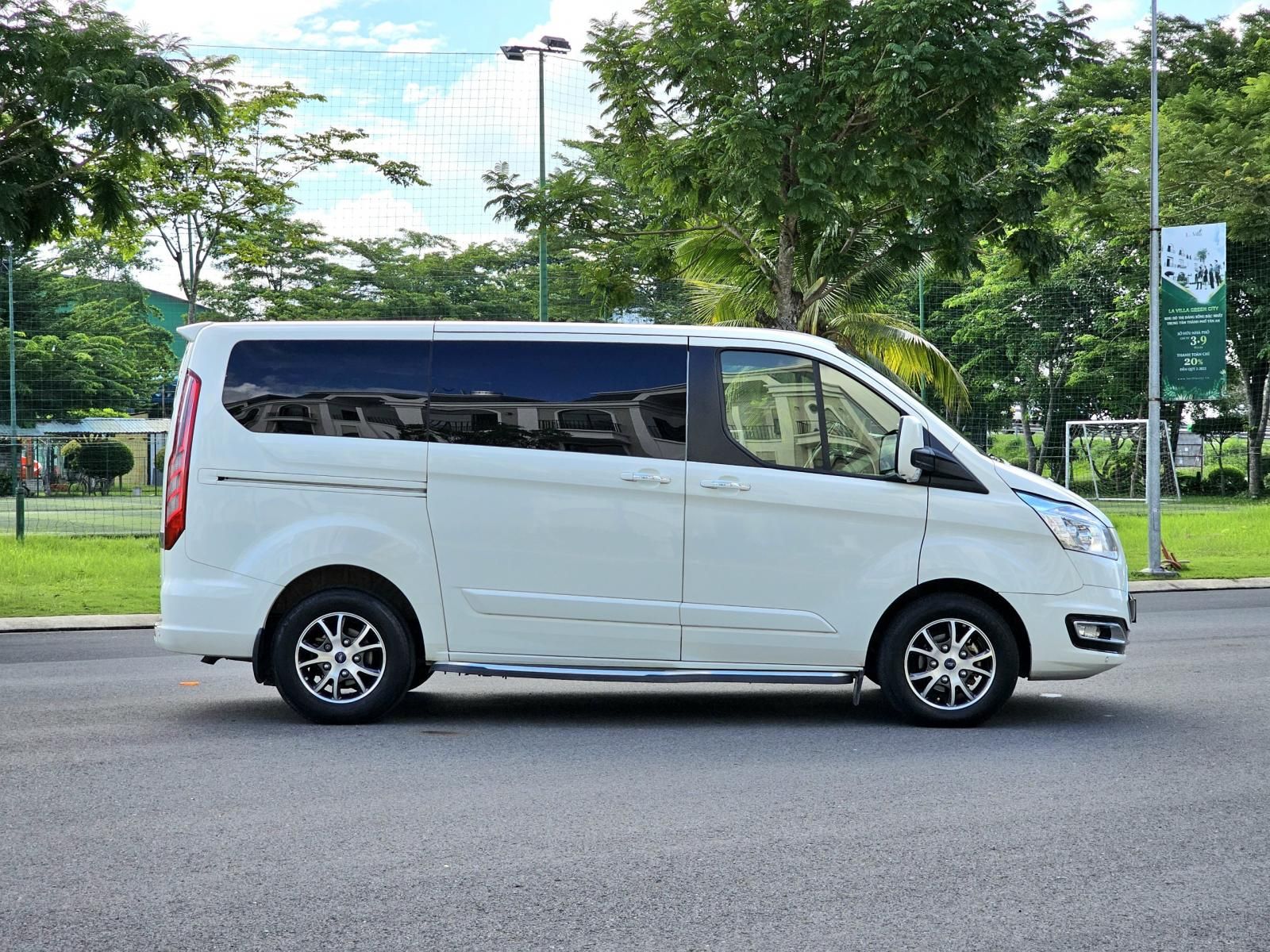 Ford Tourneo 2019 - Lăn bánh 59.000 Km.