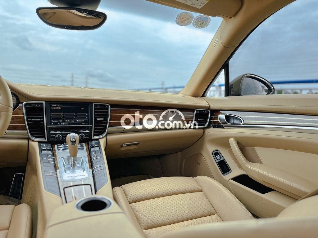 Porsche Panamera   2015 Full Option - Odo 3v2 2015 - Porsche Panamera 2015 Full Option - Odo 3v2