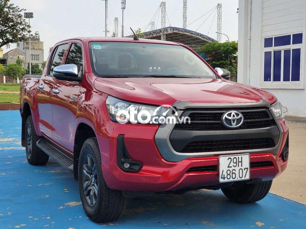 Toyota Hilux Cần bán  2021 AT xe đẹp xuất sắc 2021 - Cần bán hilux 2021 AT xe đẹp xuất sắc