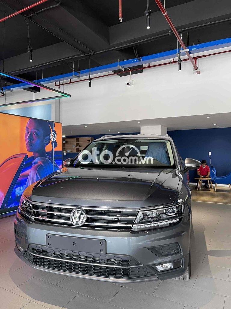 Volkswagen Tiguan giảm 400 triệu tiền mặt,  Luxury S giao ngay 2022 - giảm 400 triệu tiền mặt, Tiguan Luxury S giao ngay