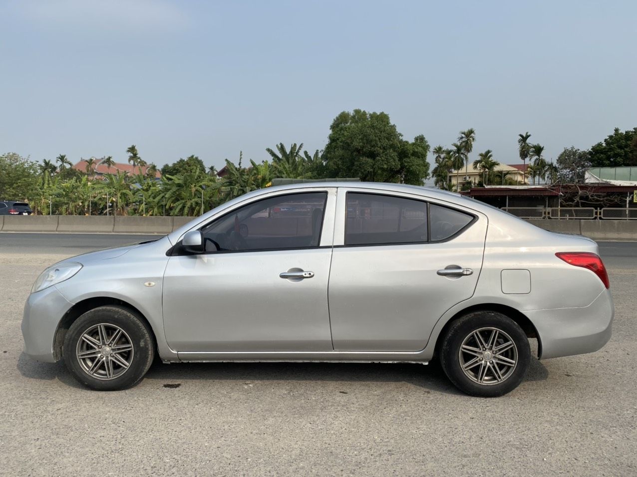 Nissan Sunny 2013 - Cam kết xe ko đâm va tai nạn ngập nước