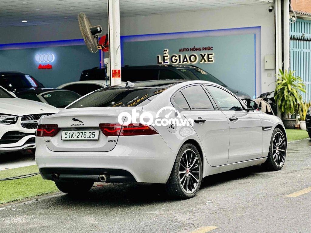 Jaguar XE   Porfolio màu xanh model 2016 2015 - Jaguar XE Porfolio màu xanh model 2016