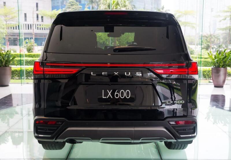 Lexus LX 600 2023 - Mới 100%, giá tốt - Xe sẵn giao ngay không phải chờ