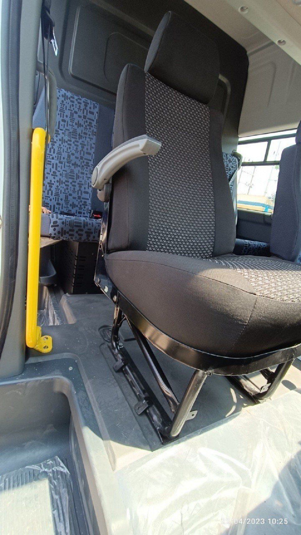 Gaz Gazelle Next Van 2023 - Xe tải Van 6 chỗ - 590kg, giao ngay cho khách, giá tốt nhất hệ thống