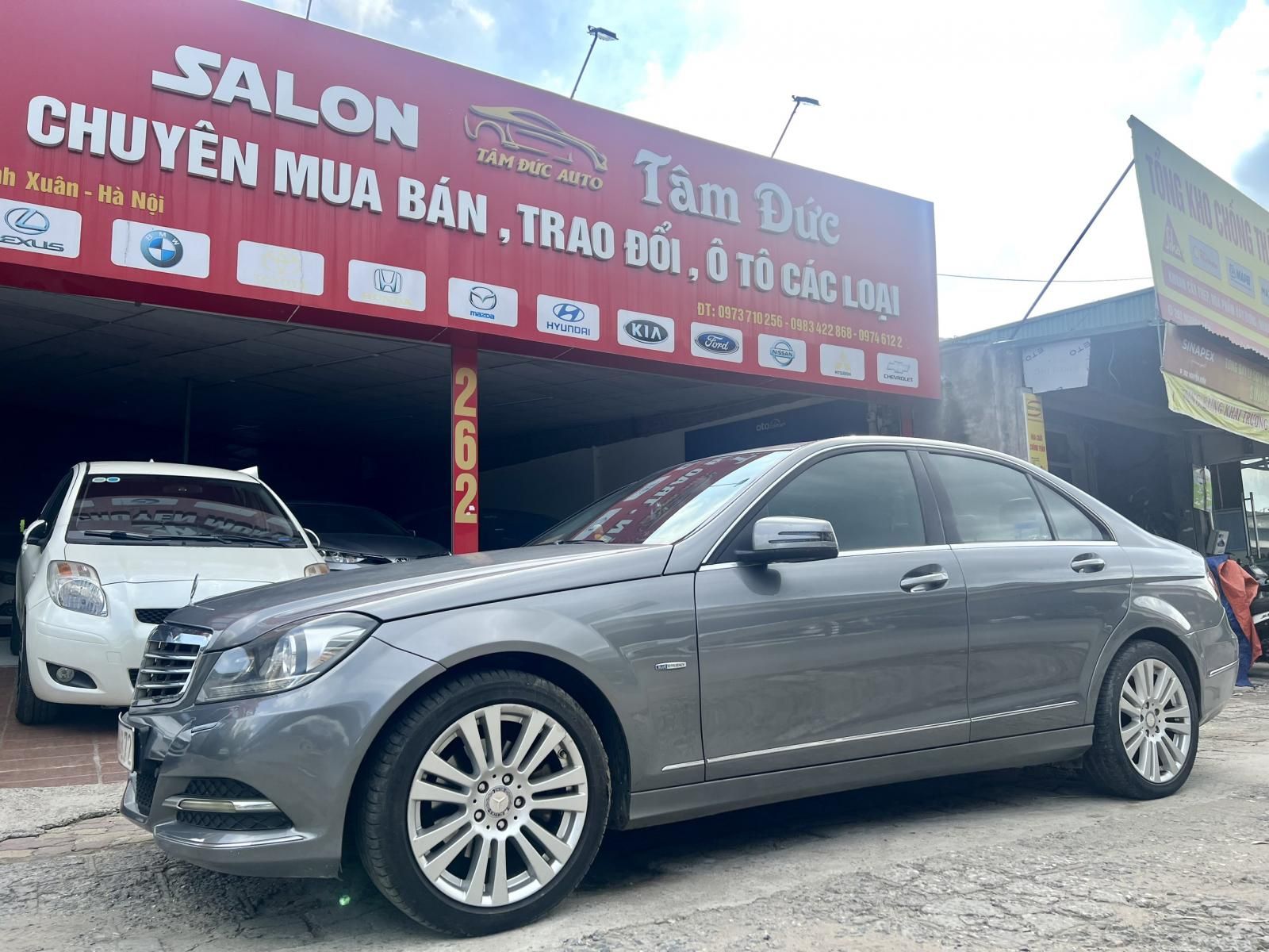 Mercedes-Benz C 250 2011 - Odo 10 vạn