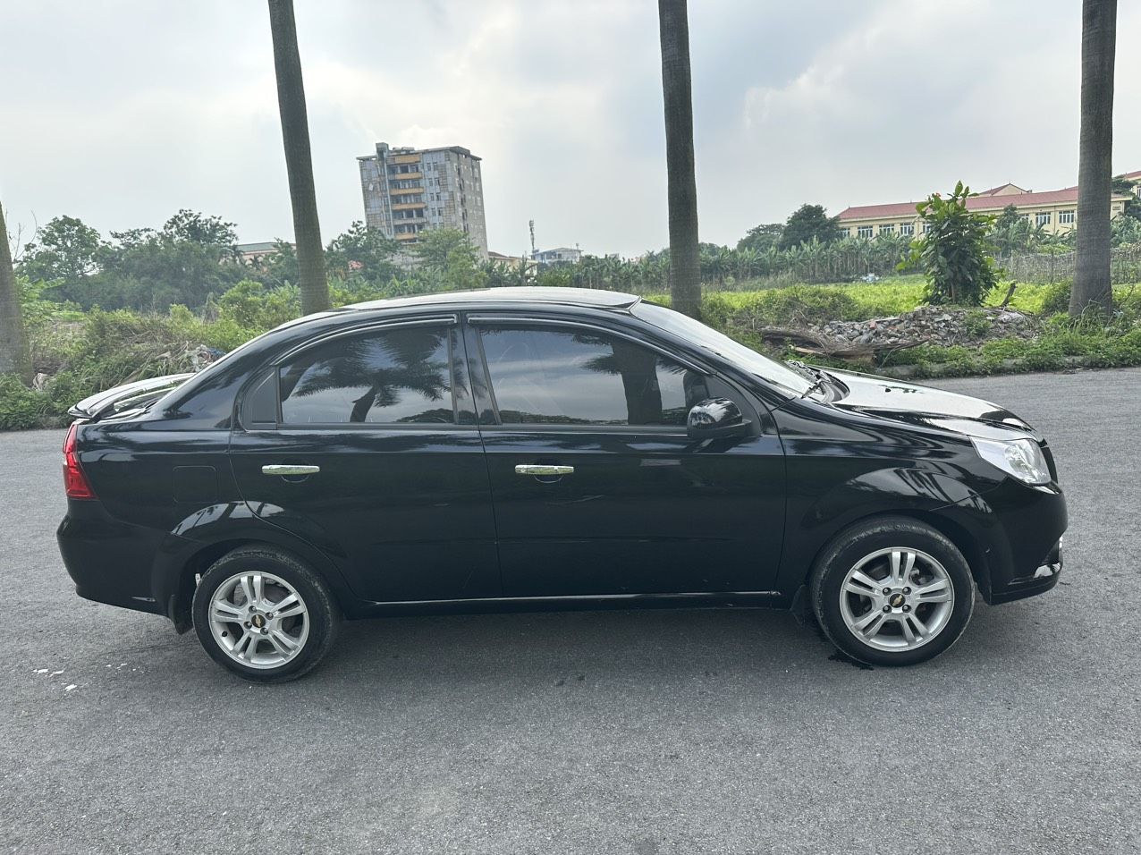 Chevrolet Aveo 2018 - Màu đen, nội thất da