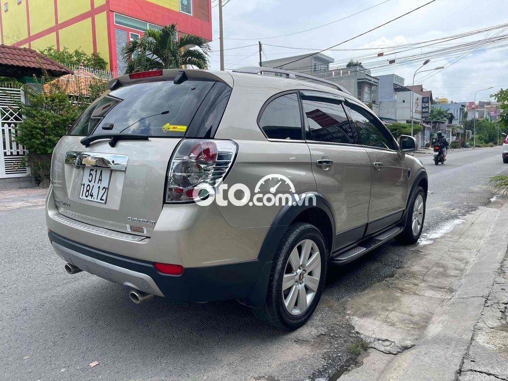 Chevrolet Captiva Bán xe  2011 LTZ max 59 ngàn như xe mới 2011 - Bán xe captiva 2011 LTZ max 59 ngàn như xe mới