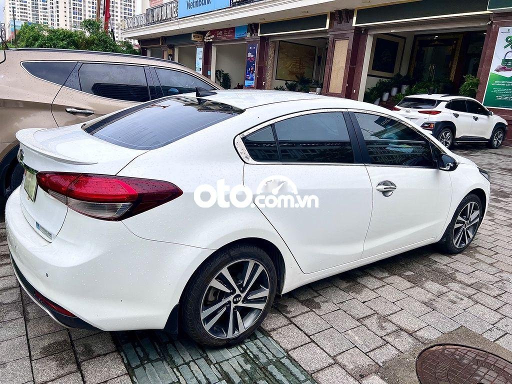 Kia Cerato BÁN  ĐẸP NHƯ NGỌC TRINH 2017 - BÁN CERATO ĐẸP NHƯ NGỌC TRINH