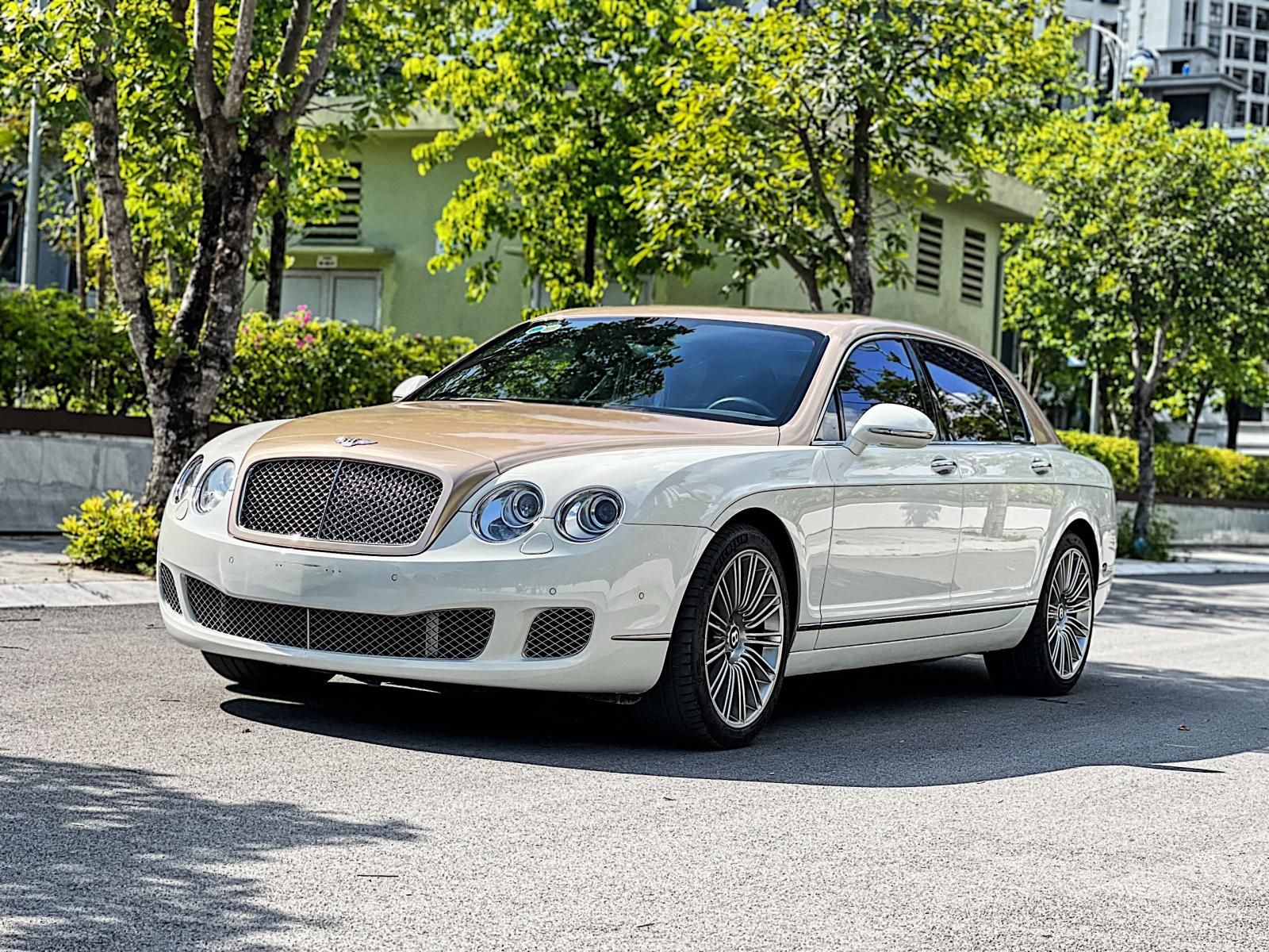 Bentley Flying Spur 2009 - Giá 2 tỷ 550 triệu