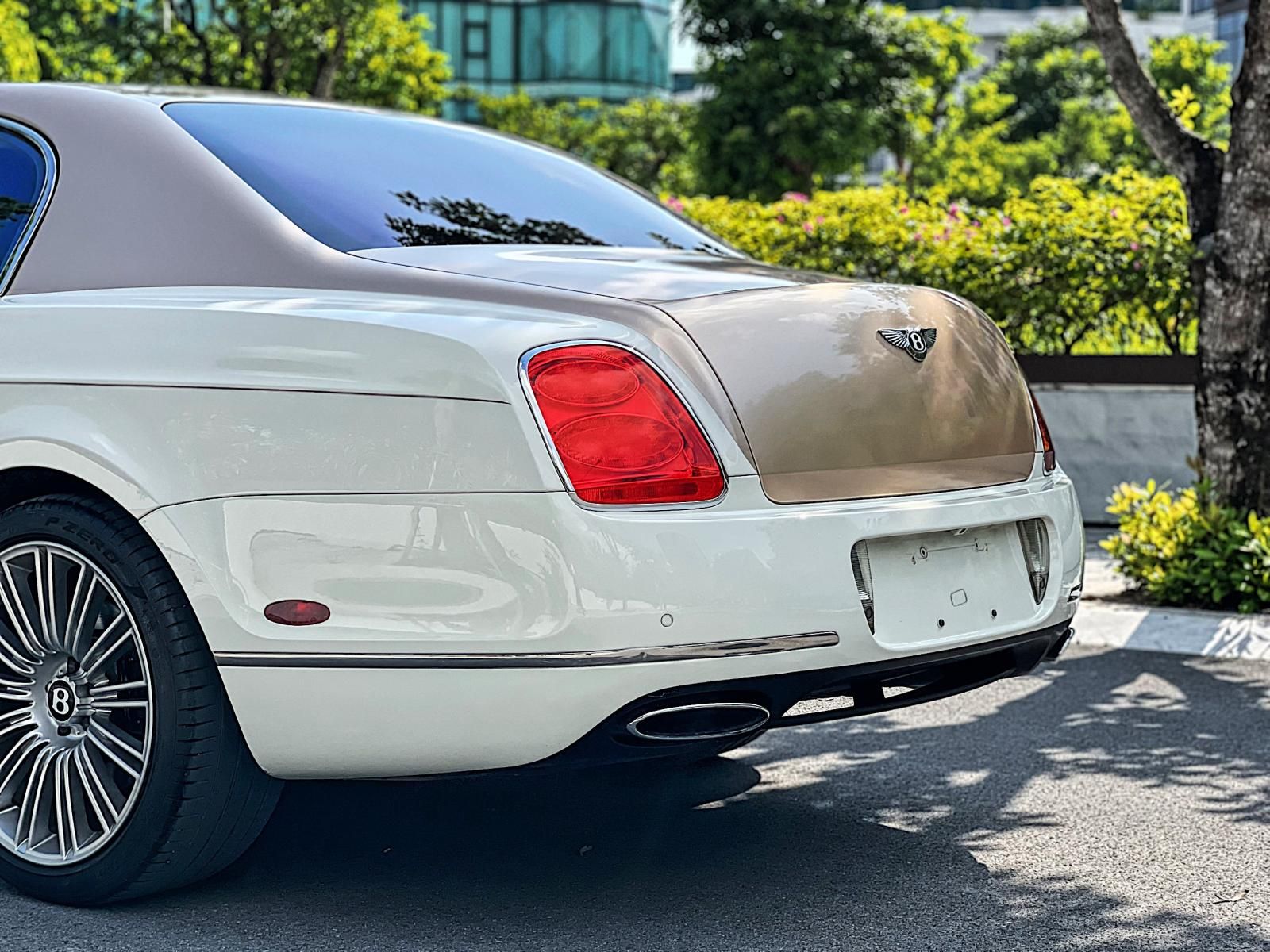 Bentley Flying Spur 2009 - Giá 2 tỷ 550 triệu