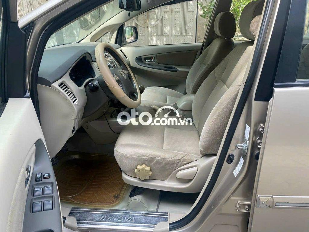 Toyota Innova  2015 2015 - Innova 2015