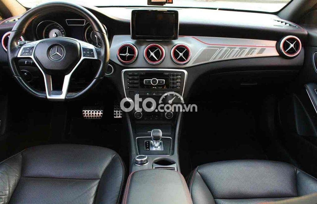 Mercedes-Benz CLA 45 AMG  CLASS CLA 45 AMG 4MATIC 2015 2015 - MERCEDES BENZ CLASS CLA 45 AMG 4MATIC 2015