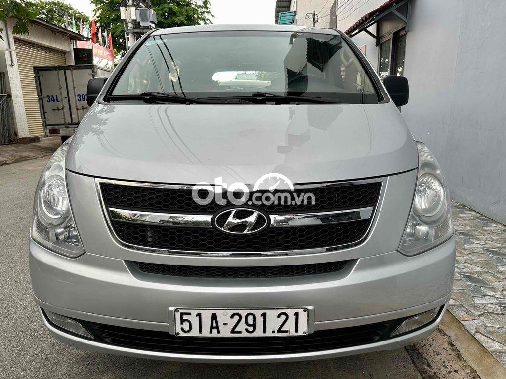 Hyundai Grand Starex Bán  Starex 9c ghế xoay máy dầu đời 2010 2010 - Bán Hyundai Starex 9c ghế xoay máy dầu đời 2010