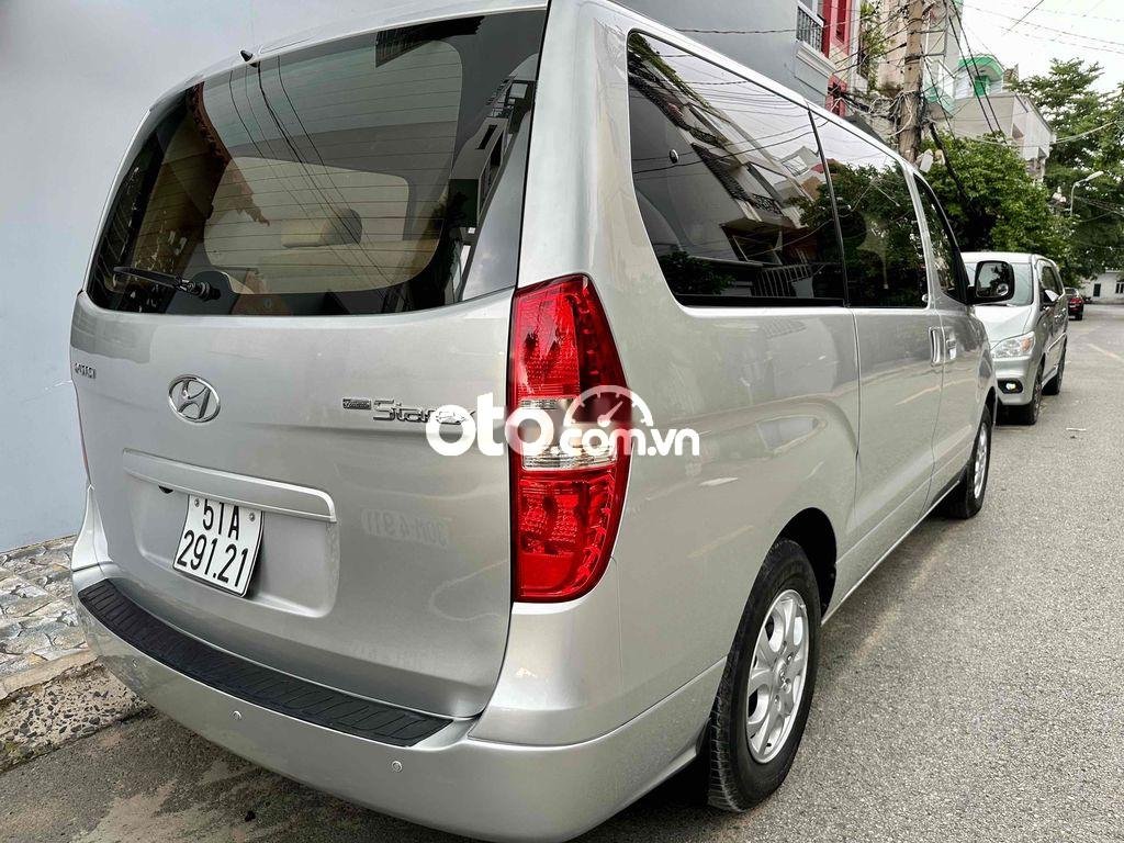 Hyundai Grand Starex Bán  Starex 9c ghế xoay máy dầu đời 2010 2010 - Bán Hyundai Starex 9c ghế xoay máy dầu đời 2010