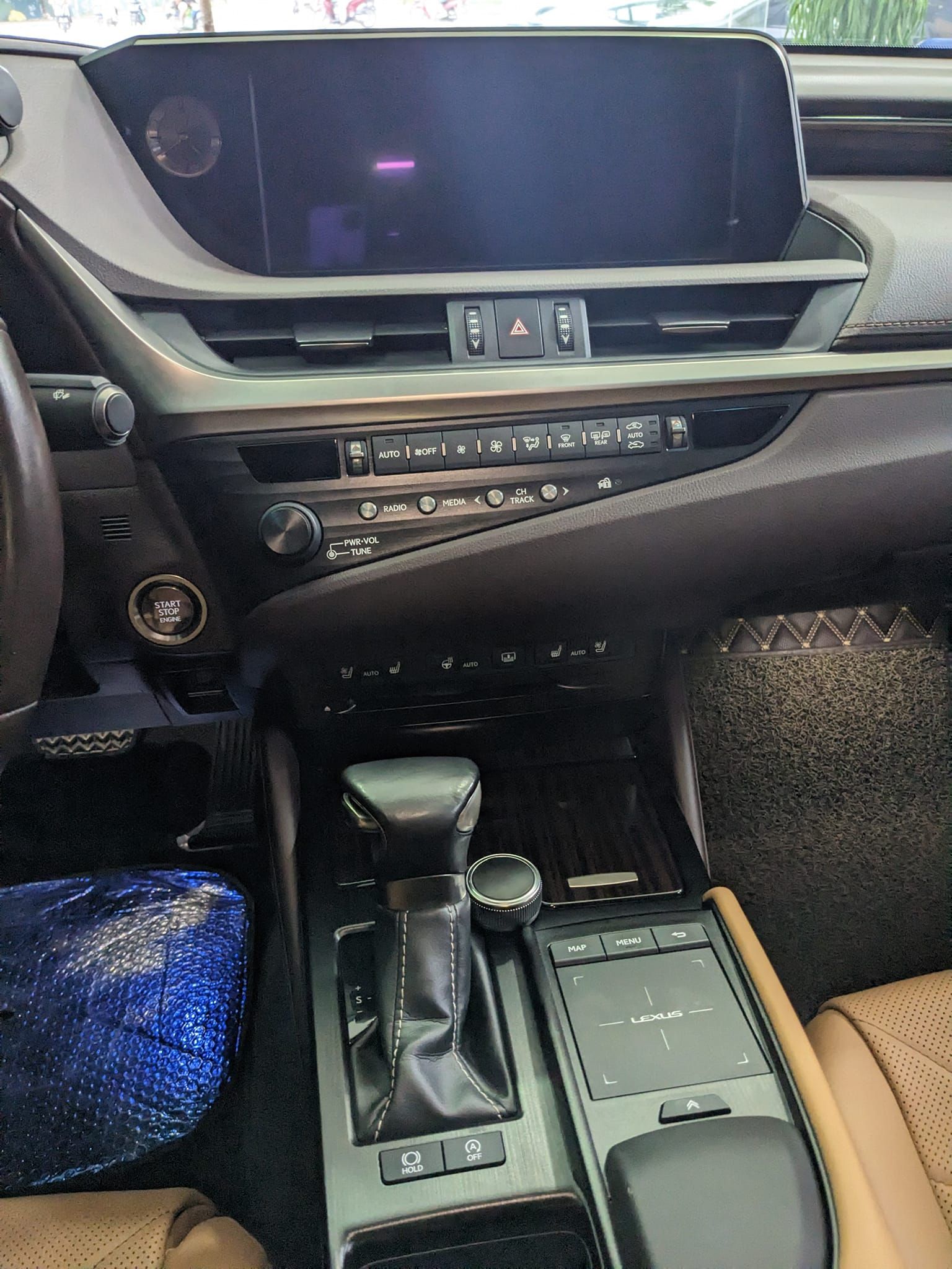 Lexus ES 250 2019 - Lexus ES 250 2019