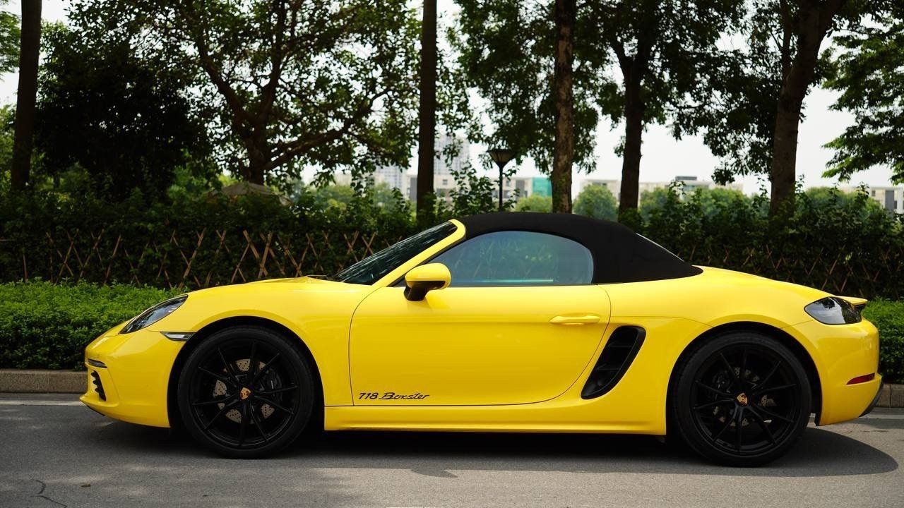 Porsche 718 2019 - iá bán 3 tỷ 740 triệu