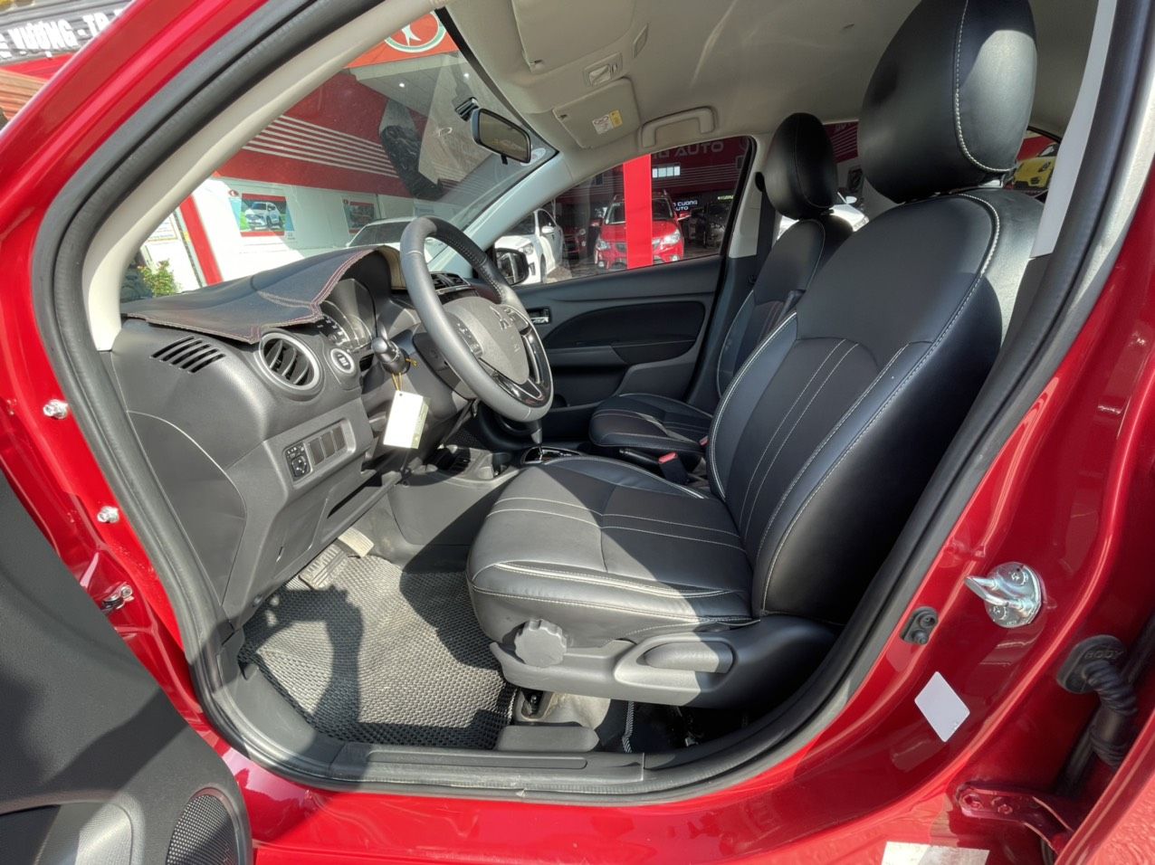 Mitsubishi Attrage 2021 - Giá 365 triệu