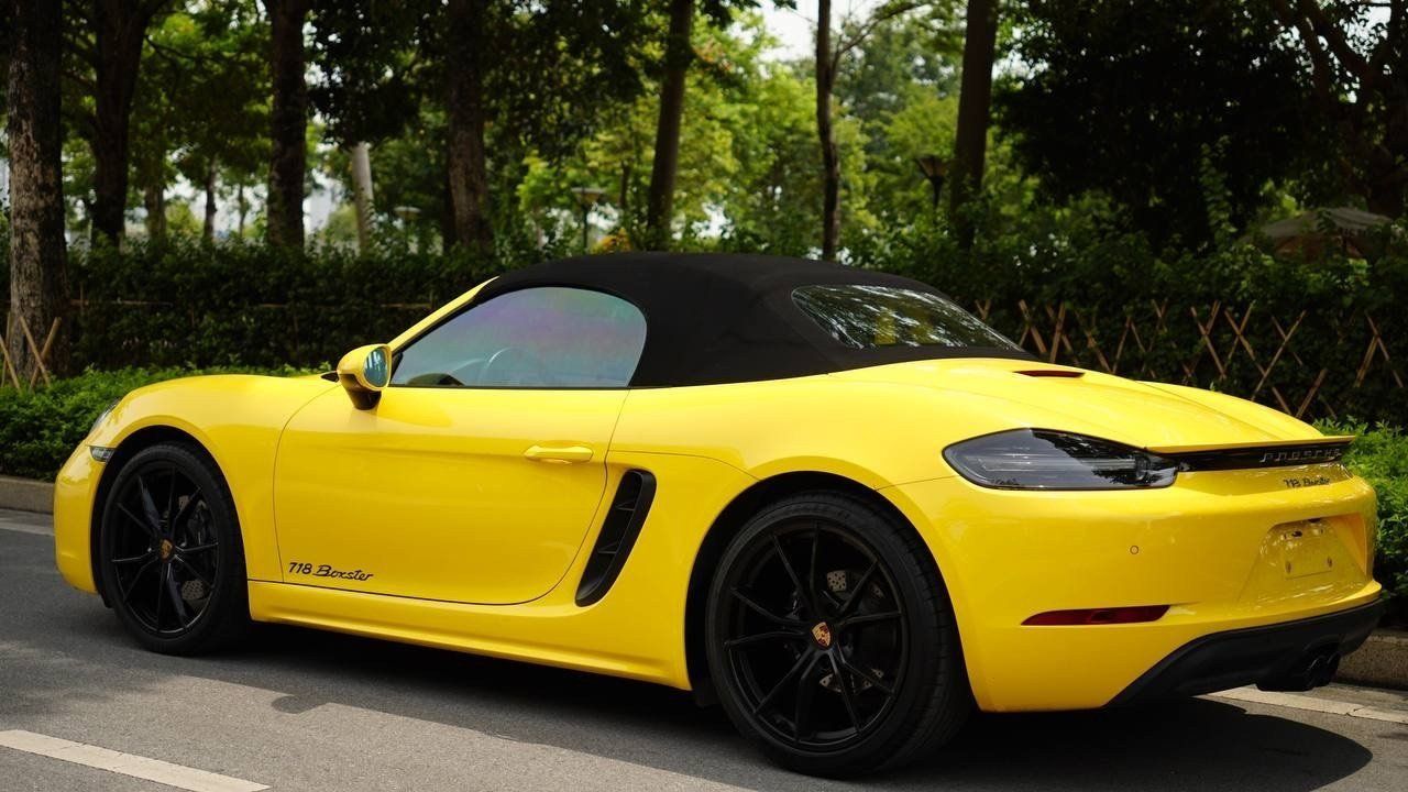 Porsche 718 2019 - iá bán 3 tỷ 740 triệu