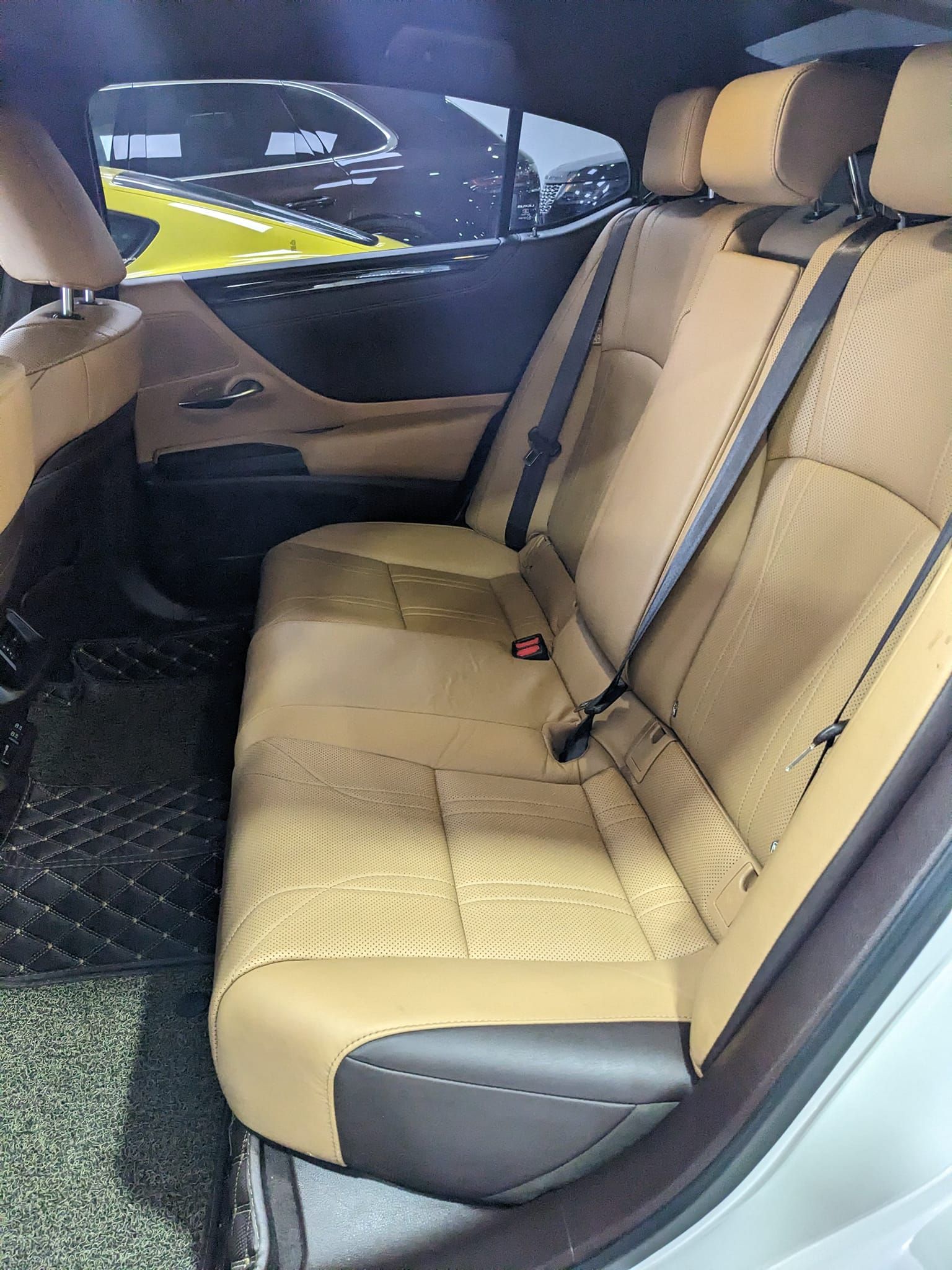 Lexus ES 250 2019 - Lexus ES 250 2019