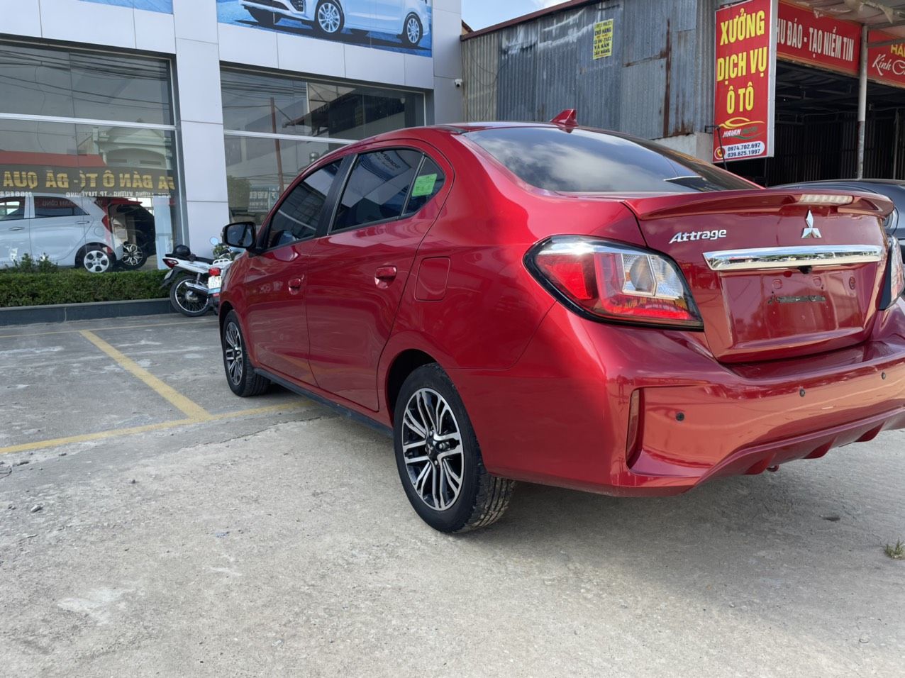 Mitsubishi Attrage 2021 - Giá 365 triệu