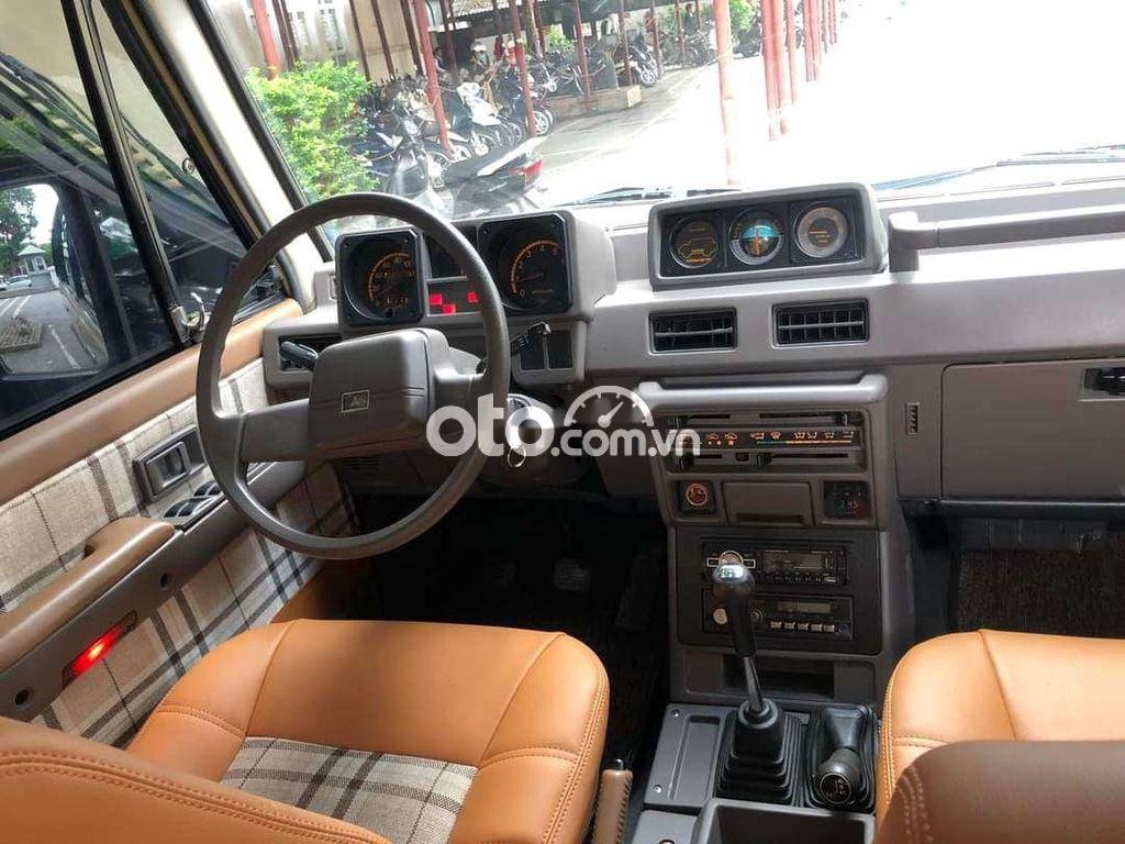 Mitsubishi Pajero  MK1 1990 1990 - Mitsubishi MK1 1990