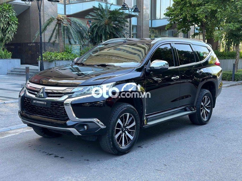 Mitsubishi Pajero Sport Bán  2019 2.4MT Đen Số Sàn Siêu Chất 2019 - Bán Pajero Sport 2019 2.4MT Đen Số Sàn Siêu Chất