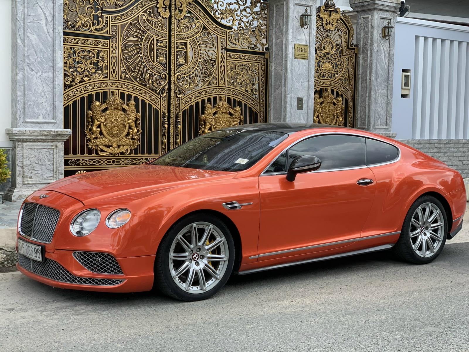 Bentley Continental GT 2009 - Bentley Continental GT 2 cửa thể thao, BIỂN VIPPP 886.86 Đẳng cấp  