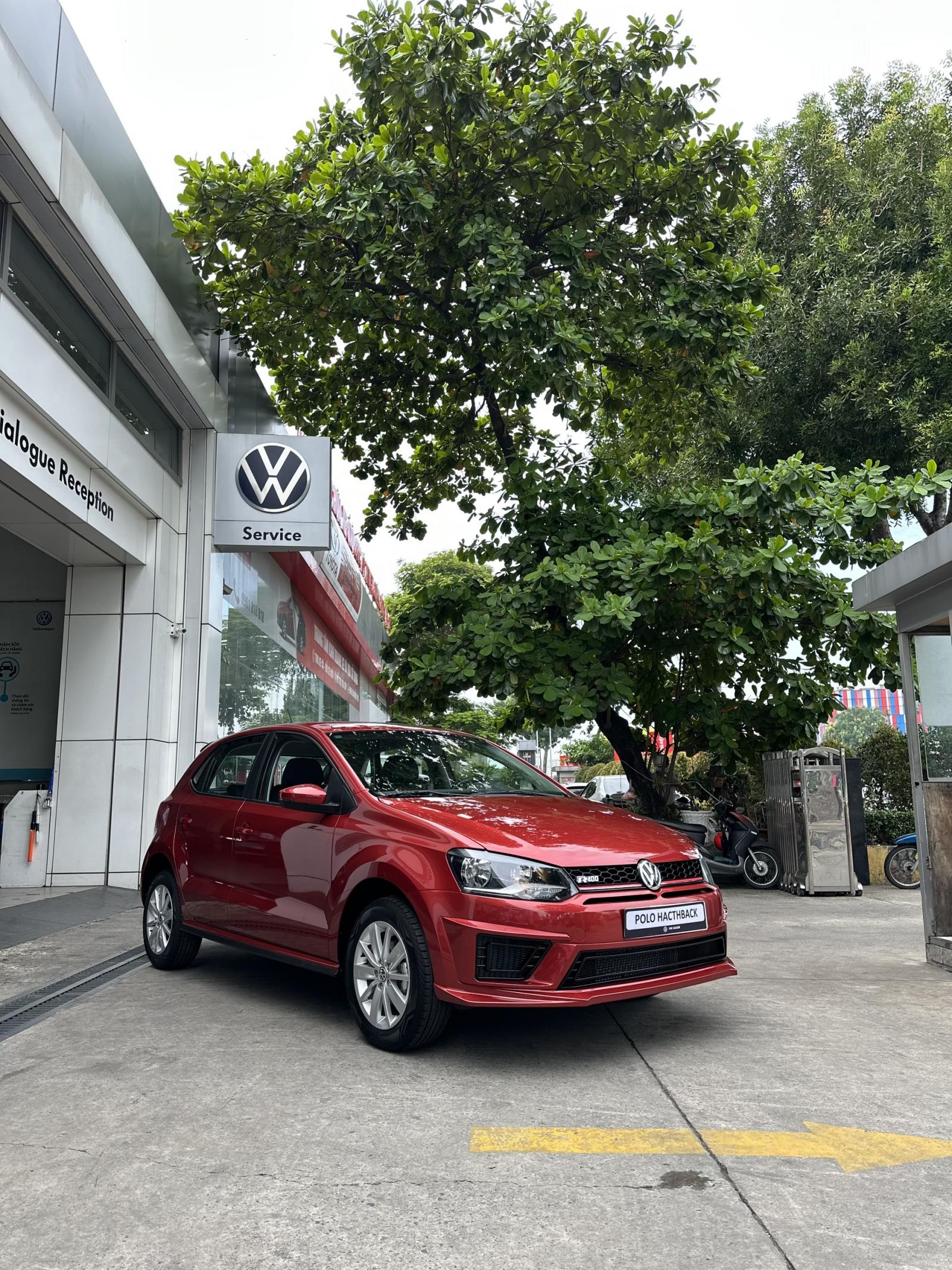 Volkswagen Polo Polo hatchback đỏ sẵn hcm 2022 - Cần bán xe Volkswagen Polo Polo hatchback đỏ sẵn hcm năm 2022, màu đỏ, nhập khẩu chính hãng