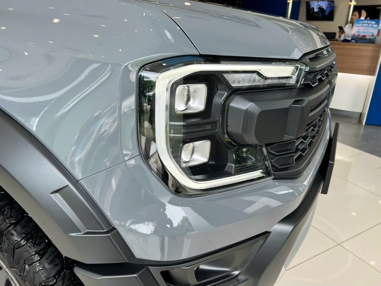 Ford Ranger Raptor 2023 - Raptor Cực chất, màu Ghi cuốn hút, nam tính,Giá ưu đãi cực tốt đến KH, hỗ trợ vay đến 90%