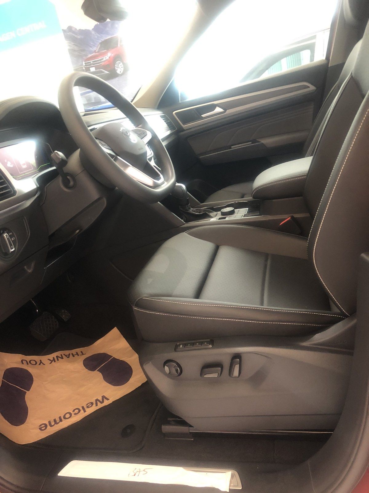 Volkswagen Teramont 2023 - Gía Xe Volkswagen Teramont 2022- 2023 màu Trắng, Xám, Đen  xe giao ngay + nhiều phần quà