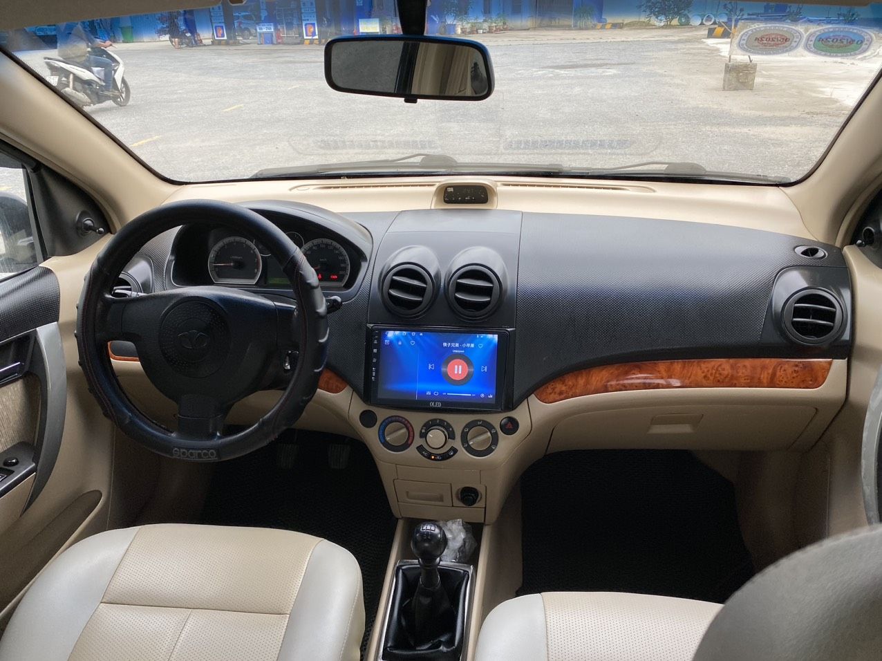 Daewoo Gentra 2010 - Gía 125tr