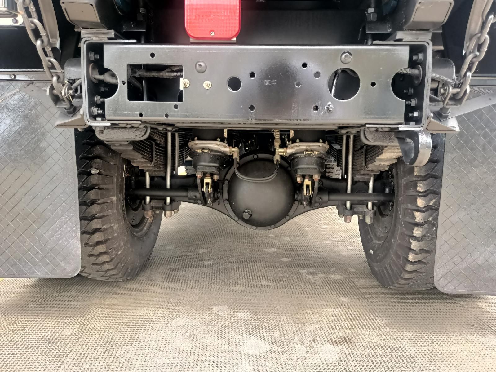 Thaco FORLAND 2023 - XE TẢI BEN 4,1 KHỐI SỐ VIN2022