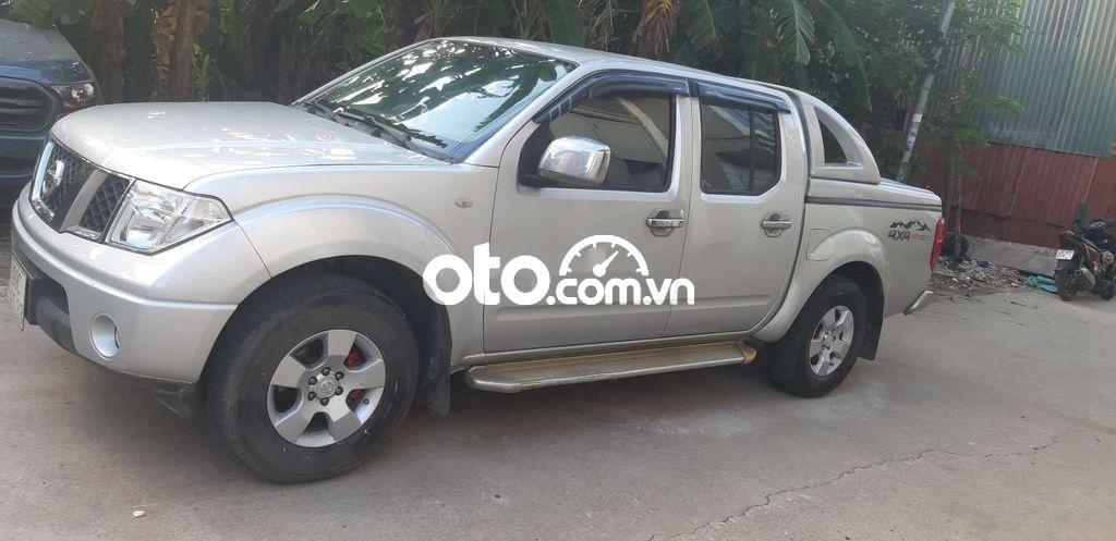 Nissan Navara Cần bán   2011 MT 2.5tubor diezen 2011 - Cần bán Nissan Navara 2011 MT 2.5tubor diezen