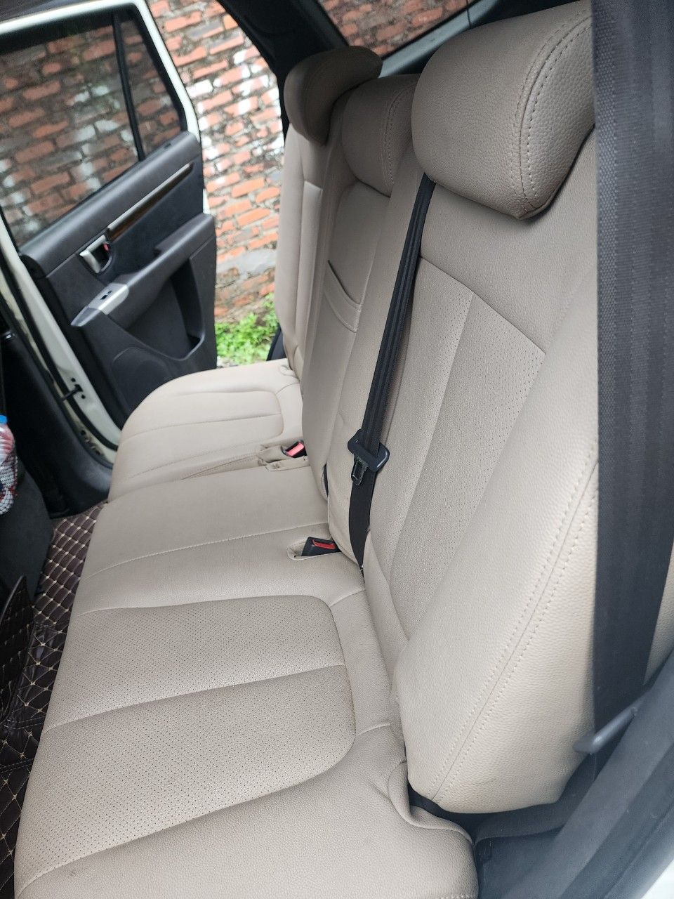 Hyundai Santa Fe 2010 - xe có như nào e nói như thế E bán để lên đời ạ. Em cảm ơn . xe e để đi gia đình chứ k phải chạy dịch vụ ạ