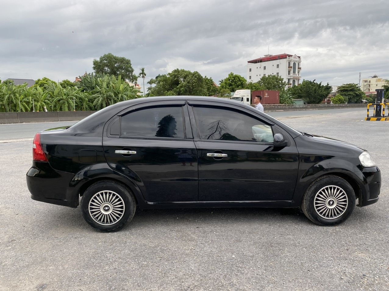 Daewoo Gentra 2010 - Gía 125tr