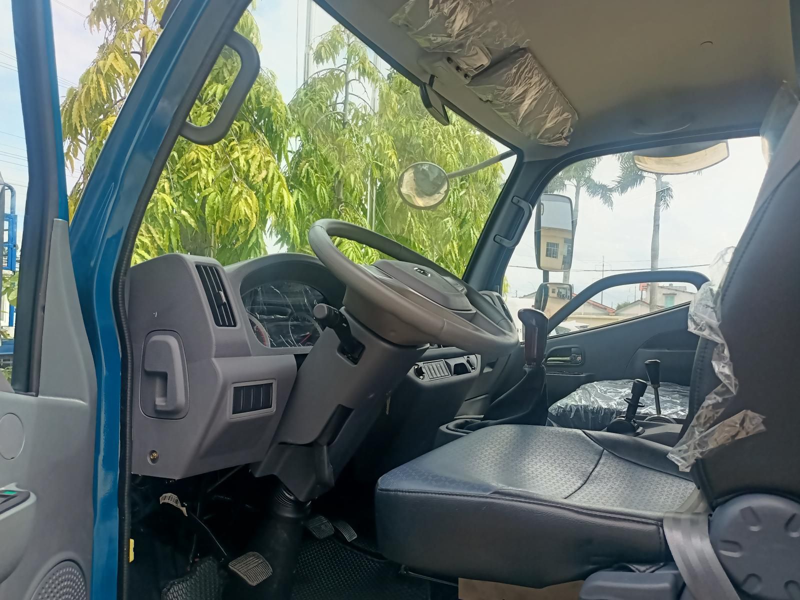 Thaco FORLAND 2023 - XE TẢI BEN 4,1 KHỐI SỐ VIN2022