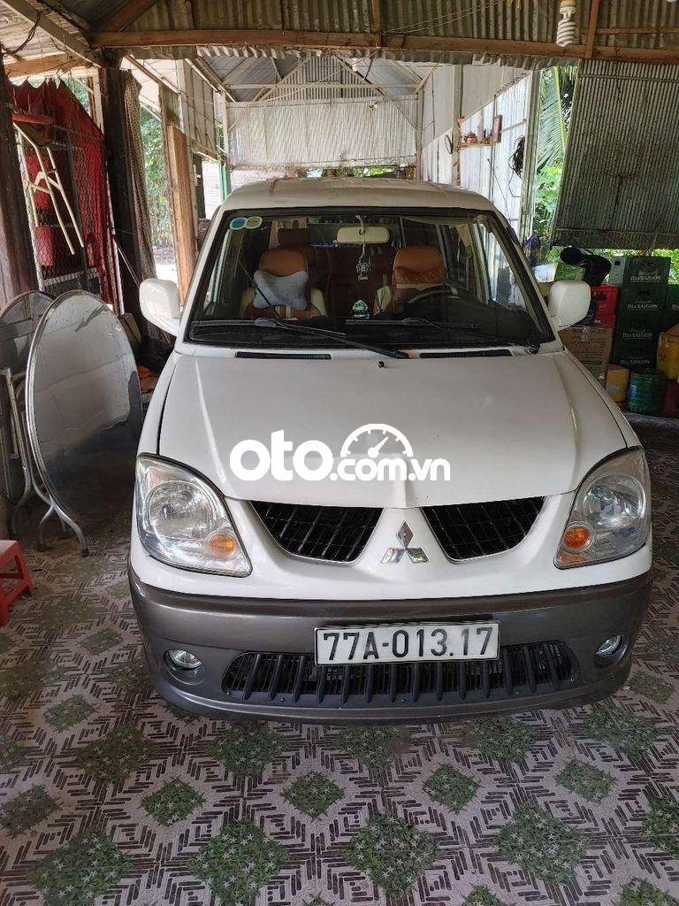 Mitsubishi Jolie Mitsubitshi  2004 xe đẹp máy êm lạnh tốt. 2004 - Mitsubitshi jolie 2004 xe đẹp máy êm lạnh tốt.