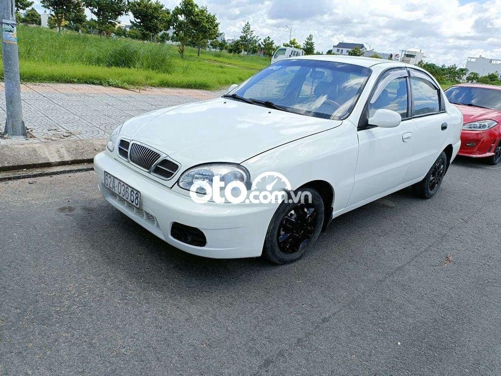 Daewoo Lanos  SX 2002.5chổ .xe đẹp máy êm kiểm mới. 2002 - Lanos SX 2002.5chổ .xe đẹp máy êm kiểm mới.