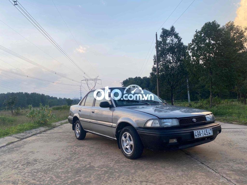 Toyota Corolla Cần bán gấp   1988 1988 - Cần bán gấp toyota corolla 1988