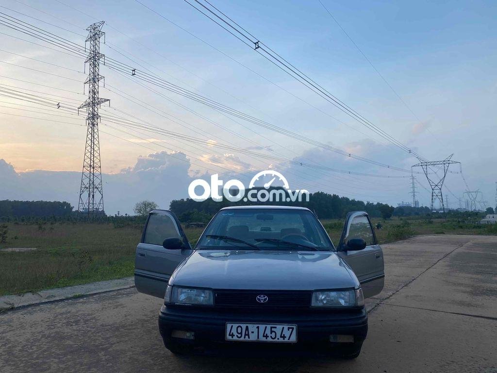Toyota Corolla Cần bán gấp   1988 1988 - Cần bán gấp toyota corolla 1988