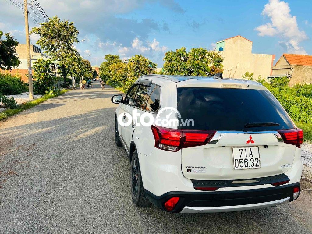 Mitsubishi Outlander Xe Gia Đình 2018 - Xe Gia Đình