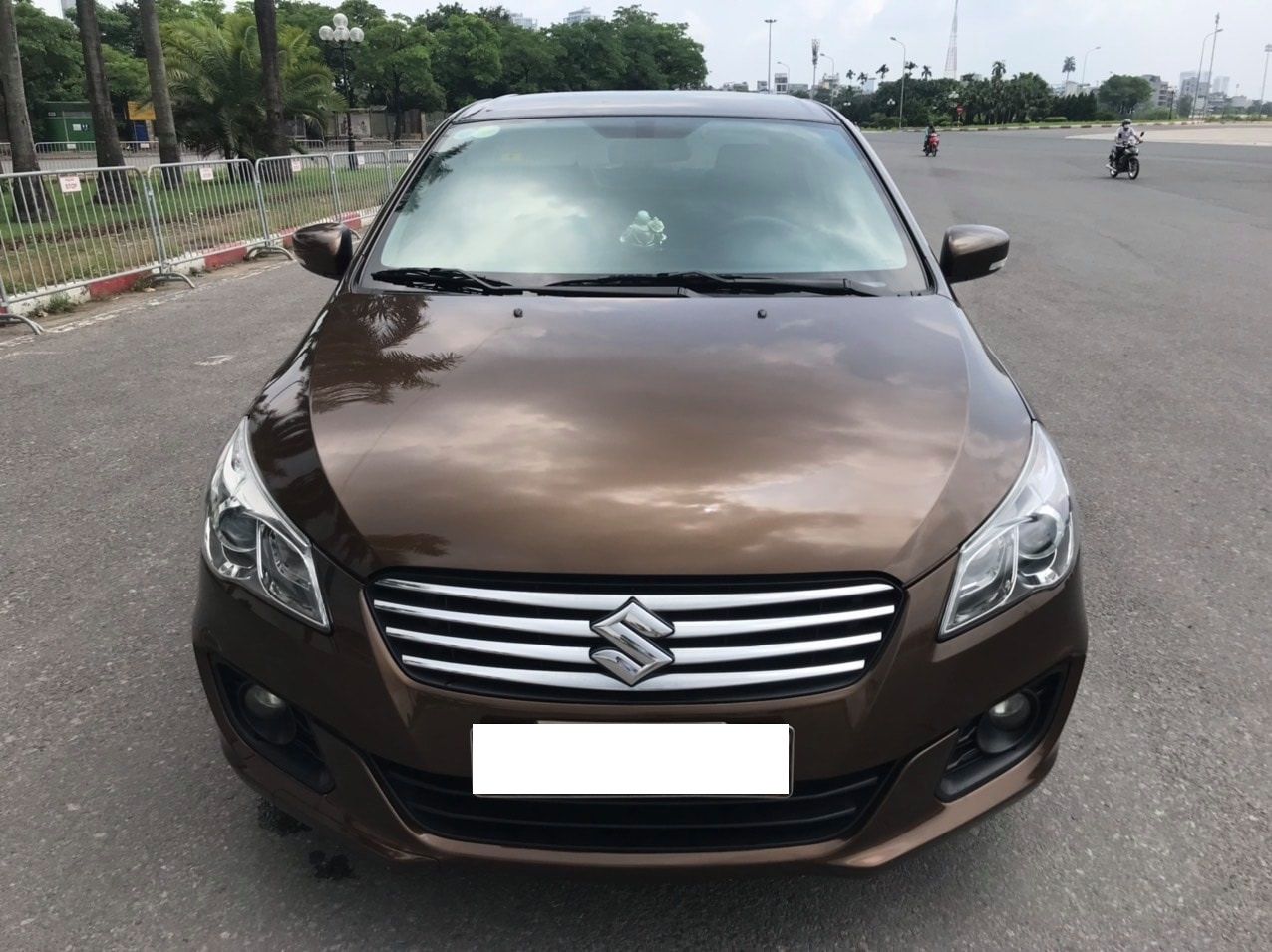 Suzuki Ciaz 2017 - số tự động, màu xám, chính chủ