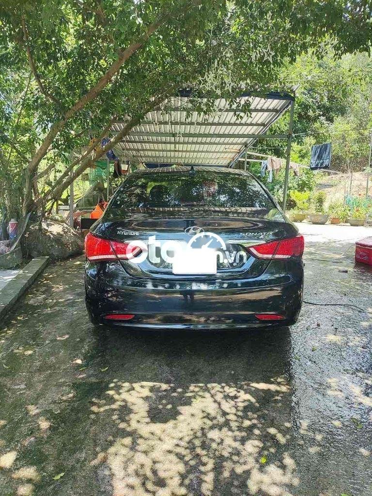 Hyundai Sonata Cần bán xe HuynDai  chính chủ 2012. 2012 - Cần bán xe HuynDai sonata chính chủ 2012.