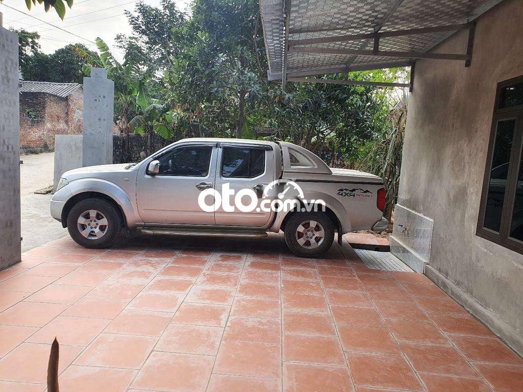 Nissan Navara Cần bán   2011 MT 2.5tubor diezen 2011 - Cần bán Nissan Navara 2011 MT 2.5tubor diezen