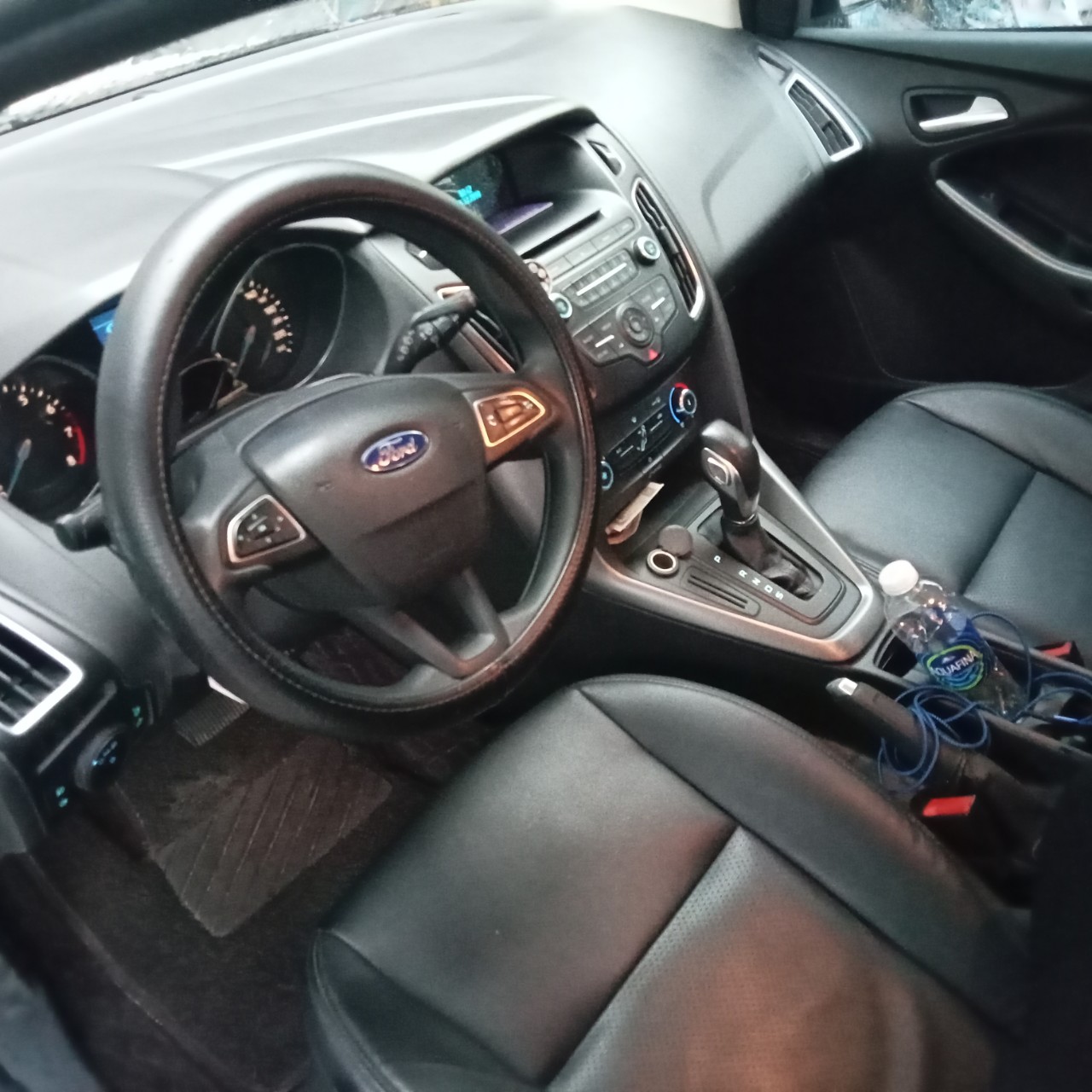 Ford Focus 2018 - Chính chủ anh cao giáo viên cần bán xe fordcus Trent 2018.