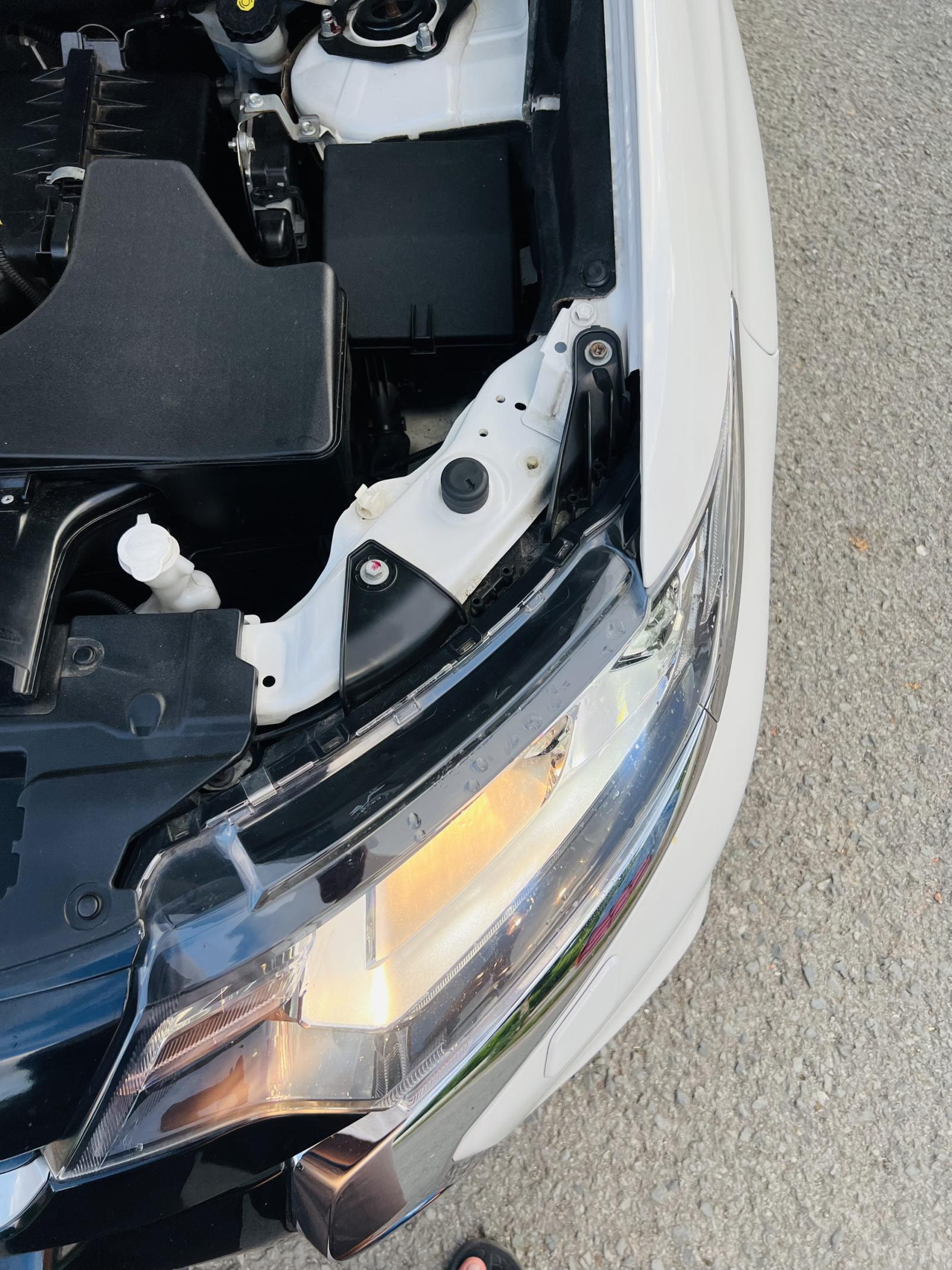 Mitsubishi Outlander 2018 - Chính chủ cần bán xe 7 chỗ Mitsubishi Outlander 2018 tại Ba Tri - Bến Tre - Giá 640 triệu.